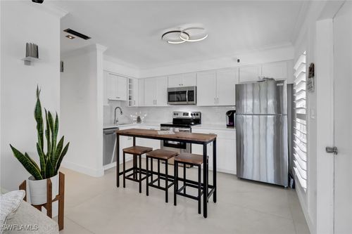 apt-e5-1215 Edington Pl, MARCO ISLAND, FL, 34145-2014 | Card Image