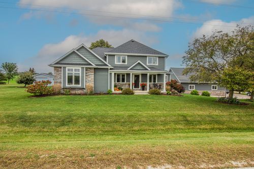 10416 County Road X, Newton, WI, 53063-9716 | Card Image