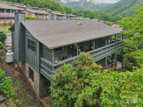 418 Stoney Ridge Loop, Maggie Valley, NC, 28751-8653 | Card Image