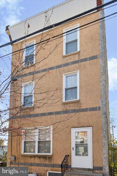 4800 Merion Avenue, Townhouse with 4 bedrooms, 1 bathrooms and null parking in PHILADELPHIA PA | Image 3