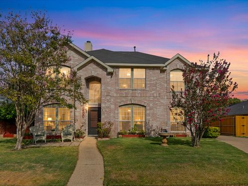 7501 Gillon Dr, Rowlett, TX, 75089-8805 | Card Image