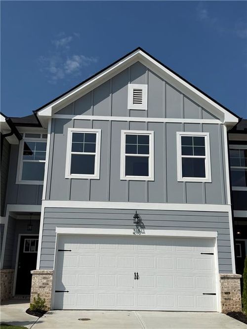 92-218 Seward Street, Conyers, GA, 30094 | Card Image