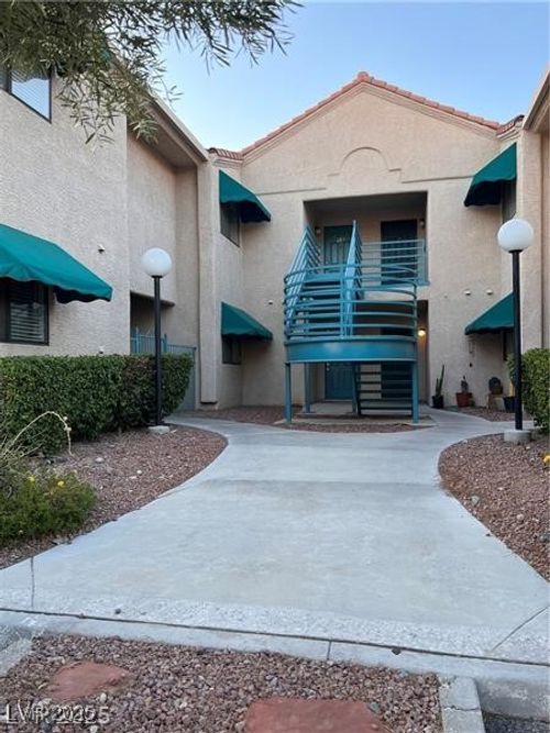unit-203-2220 Pinetop Ln, Las Vegas, NV, 89119-7833 | Card Image