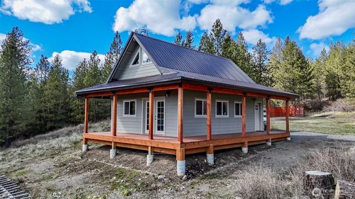 817 Dominion Springs Way, Colville, WA, 99114-5136 | Card Image