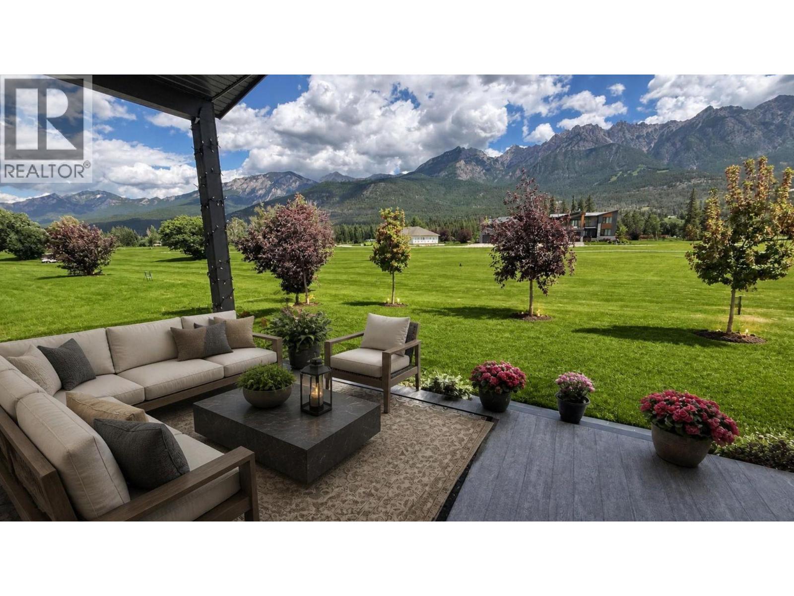 Residential in Fairmont Hot Springs 4