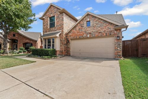 784 Red Elm Ln, Fort Worth, TX, 76131-3552 | Card Image