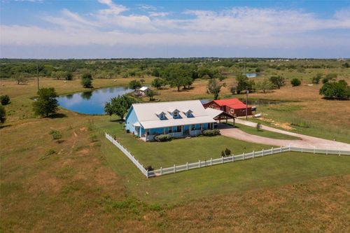 20716 St Hwy 56, Southmayd, TX, 76268 | Card Image