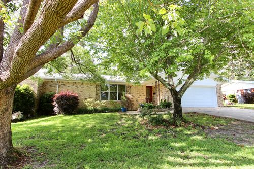 35 Birch Ave, Shalimar, FL, 32579-1138 | Card Image