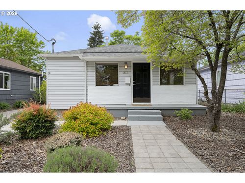 6811 Se 87th Ave, Portland, OR, 97266-5603 | Card Image