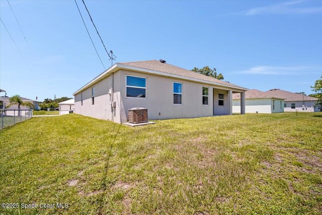 922 Raleigh Rd Se, House other with 4 bedrooms, 3 bathrooms and null parking in Palm Bay FL | Image 38