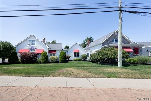 7158 Transit Rd, Amherst, NY, 14221-7207 | Card Image