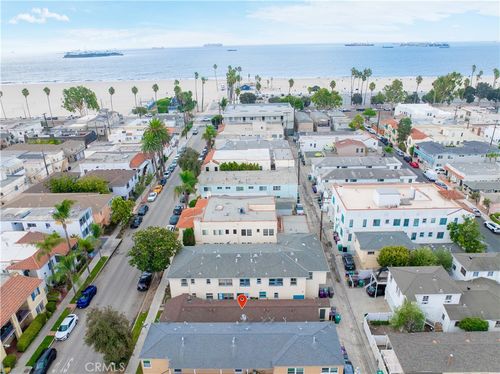 75 Granada Ave, Long Beach, CA, 90803-3250 | Card Image