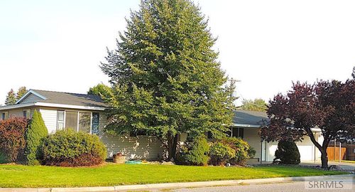 530 N 6th W, Saint Anthony, ID, 83445-1117 | Card Image