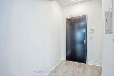 402 - 131 Upper Duke Cres, Condo with 1 bedrooms, 1 bathrooms and 1 parking in Markham ON | Image 3