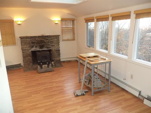 20 Oakwood Trl N, Monroe, NY, 10950-6740 | Card Image
