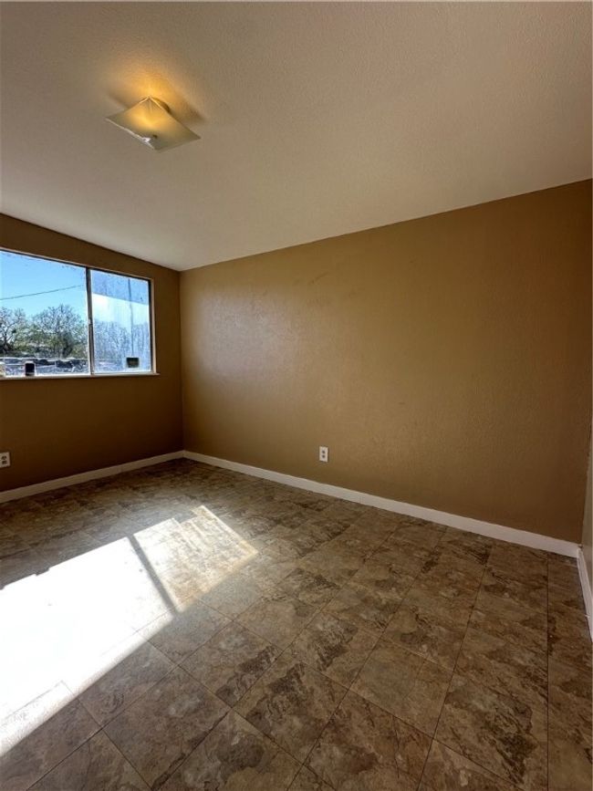 A - 616 Hall St, House attached with 4 bedrooms, 2 bathrooms and null parking in Sinton TX | Image 27