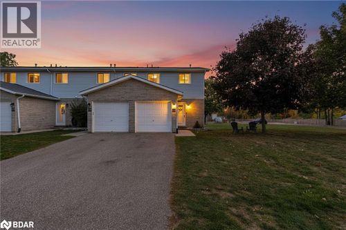 104-25 South St, Orillia, ON, L3V7M7 | Card Image