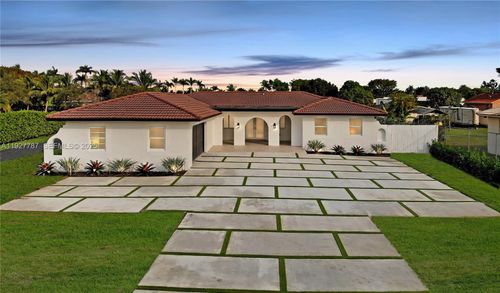 3801 Sw 132nd Ave, Miami, FL, 33175-3317 | Card Image