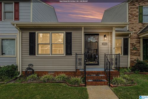 1524 Cambridge Pl, Anniston, AL, 36207-7600 | Card Image