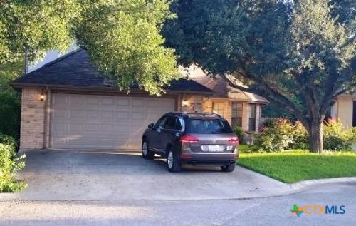 756 Cedar Pkwy, Seguin, TX, 78155-6101 | Card Image