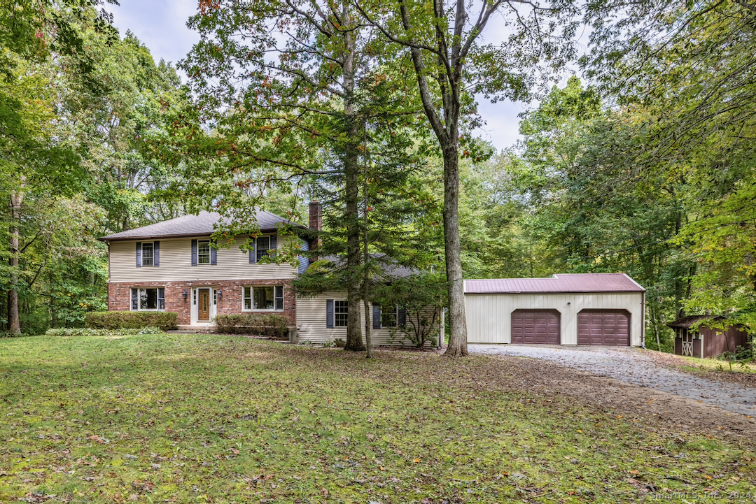 Black Ash Rd, Oakdale, CT 06370