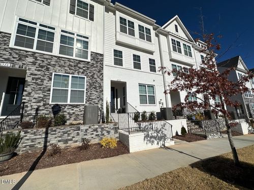 8524 Silsbee Dr, Raleigh, NC, 27613-4609 | Card Image