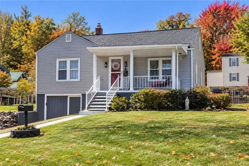 920 Lynn Ave, Belle Vernon, PA, 15012-2130 | Card Image