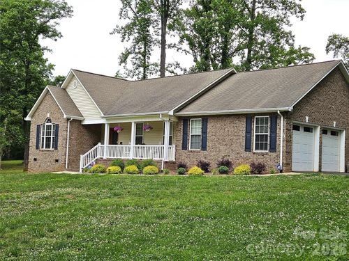 111 Old Hickory Dr, Morganton, NC, 28655-2771 | Card Image