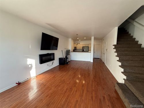 13239 St Ervin Ave, Detroit, MI, 48215-3353 | Card Image