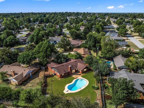 6308 Nw 62nd Cir, Oklahoma City, OK, 73122-7607 | Card Image