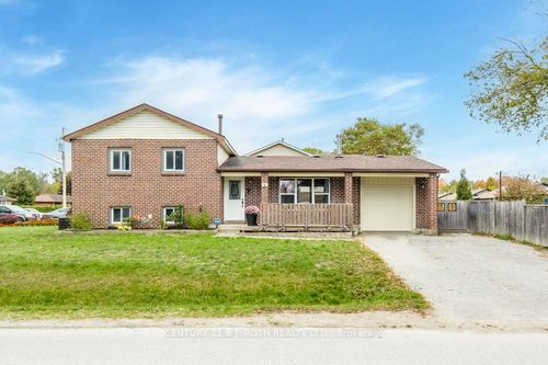 6 Duckworth St, Angus, ON, L0M1B0 | Card Image