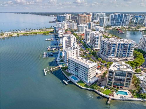 apt-33-350 Golden Gate Pt, SARASOTA, FL, 34236-6623 | Card Image