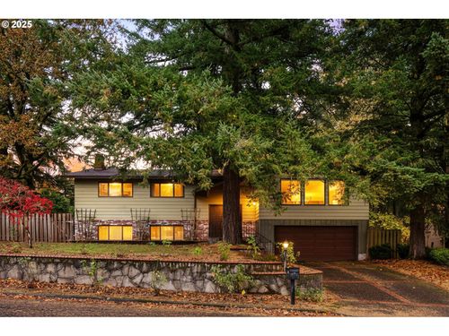 10538 Se 96th Ave, Happy Valley, OR, 97086-7211 | Card Image