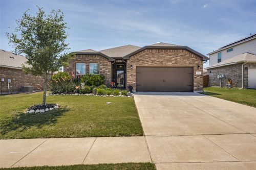 1102 Dublin Dr, Cleburne, TX, 76033-4764 | Card Image