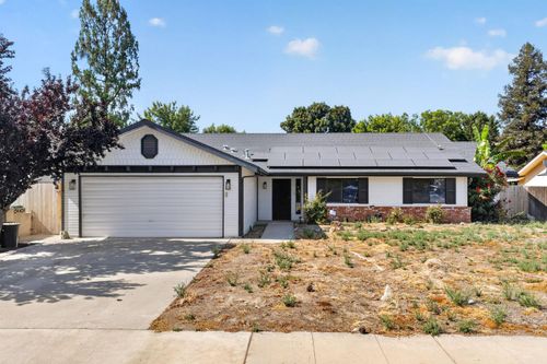 1506 Hope St, Selma, CA, 93662-2563 | Card Image