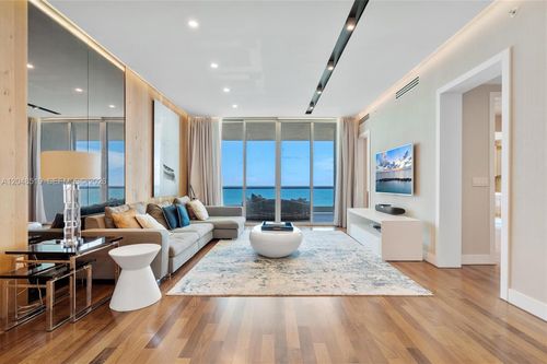 1102-16051 Collins Ave, Sunny Isles Beach, FL, 33160-4514 | Card Image