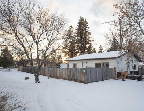 5102 51 Street, Colinton, AB, T0G0R0 | Card Image