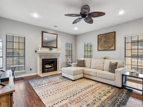 apt-2422-11839 Parliament St, San Antonio, TX, 78216-2488 | Card Image