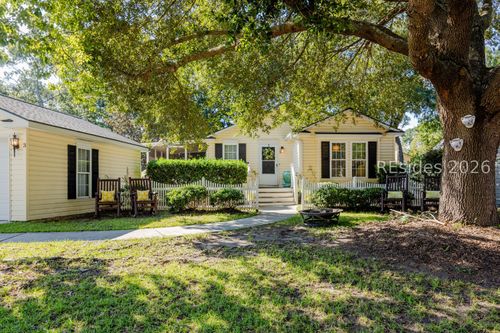 3 Shelterwood Ln, Bluffton, SC, 29910-6108 | Card Image
