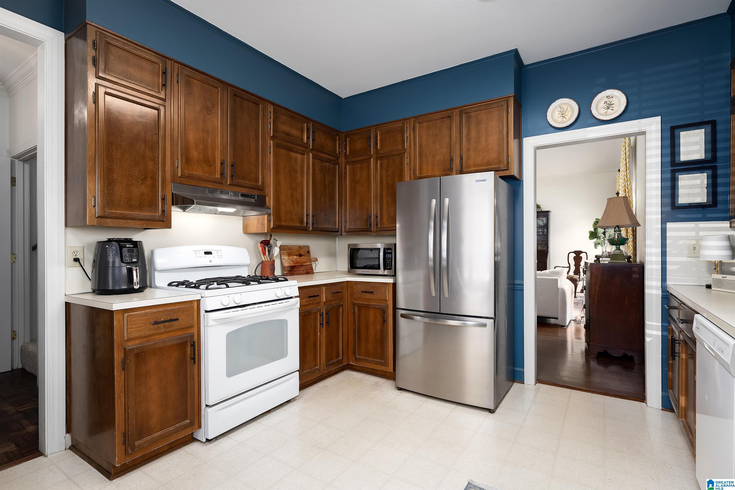 Residential in IRONDALE 5