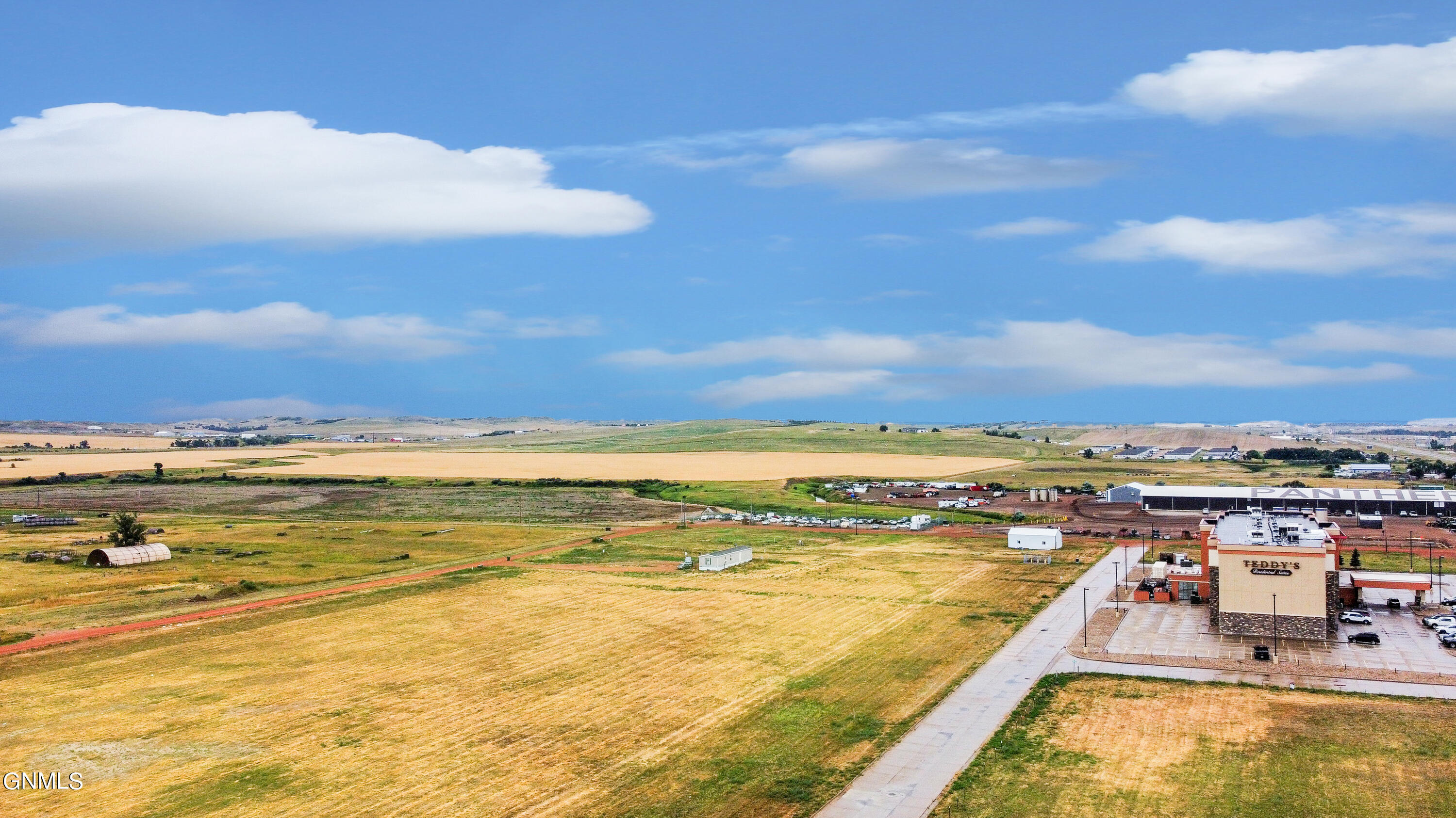 Land in Watford City 3