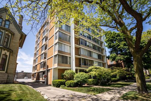 401-1409 N Prospect Avenue, Milwaukee, WI, 53202 | Card Image