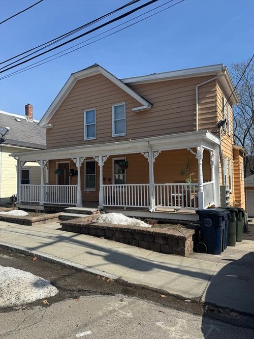 12 Brook St, Marlborough, MA, 01752-2819 | Card Image