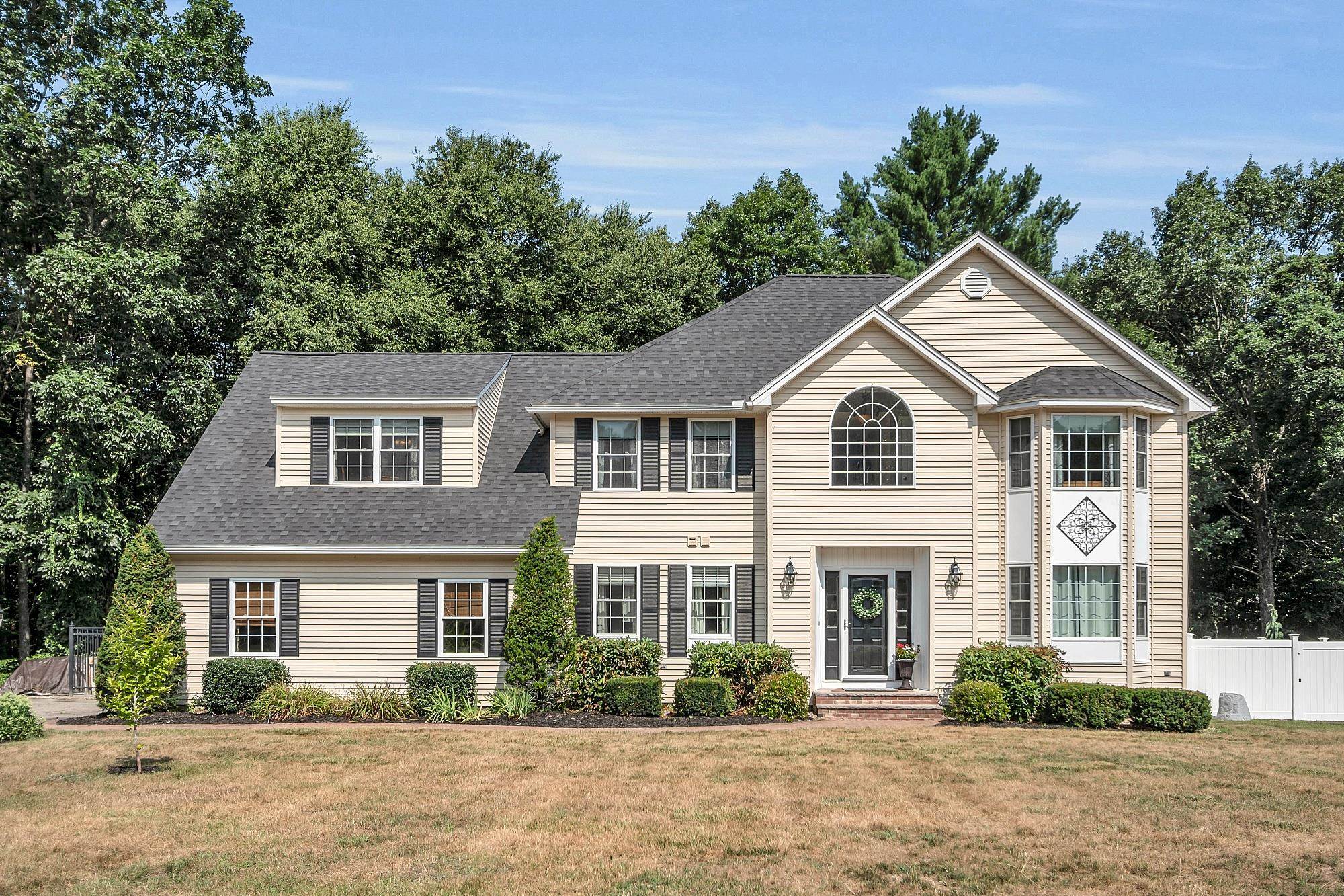 Fellows Rd, Brentwood, NH 03833