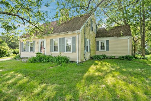 369 Washington St, East Bridgewater, MA, 02333-1247 | Card Image