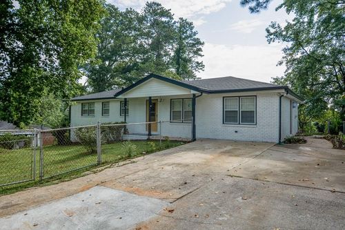 7144 Carolyn Cir, Lithia Springs, GA, 30122-2013 | Card Image