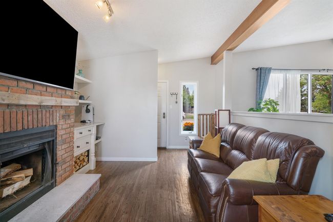 4828 Nipawin Cres Nw, House detached with 4 bedrooms, 2 bathrooms and 3 parking in Calgary AB | Image 5