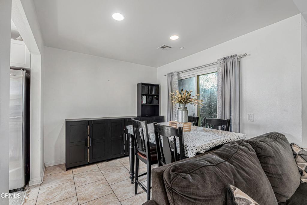 Residential Income in Santa Paula 5