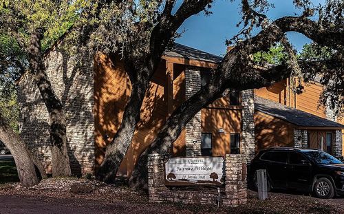 11 Cypress Fairway Vlg, Wimberley, TX, 78676-1974 | Card Image