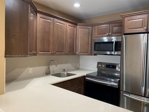 apt-420-4848 Nw 24th Ct, Lauderdale Lakes, FL, 33313-3335 | Card Image